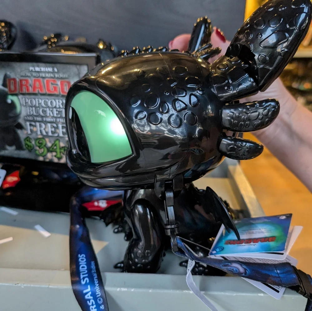 NEW Universal Studios How to Train Your Dragon Popcorn Bucket Black Toothless - Picture 3 of 7